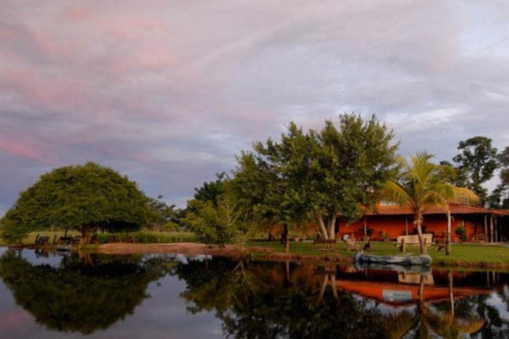 Southwild Pantanal Lodge Pixaim Екстериор снимка